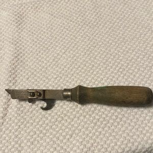 Vintage Acme MGFG Co. Can Opener